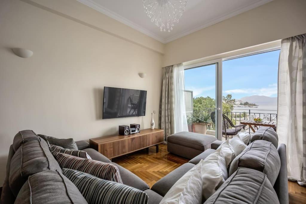 Bright Central Apartment With Splendid Sea View! Chalkida Ngoại thất bức ảnh