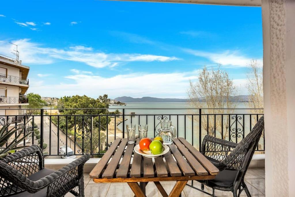 Bright Central Apartment With Splendid Sea View! Chalkida Ngoại thất bức ảnh